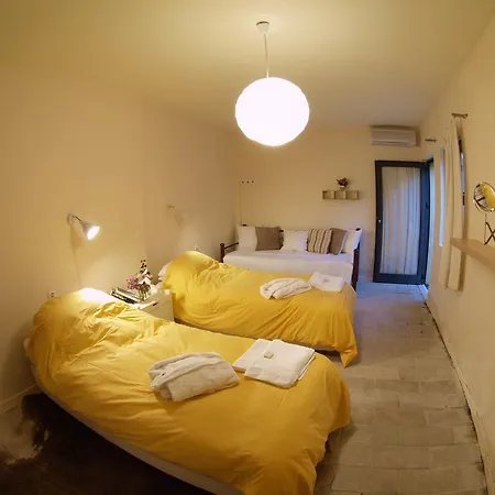 Lemon Tree Villas